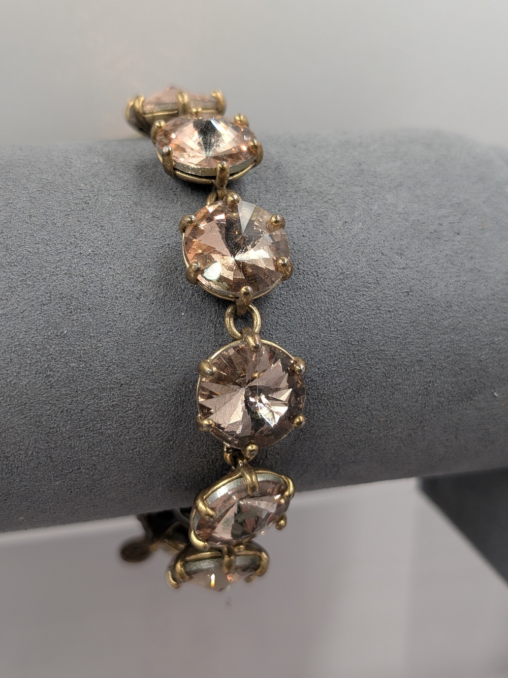 Stella & Dot Amelie Peach Champagne Crystal Statement Bracelet | M296